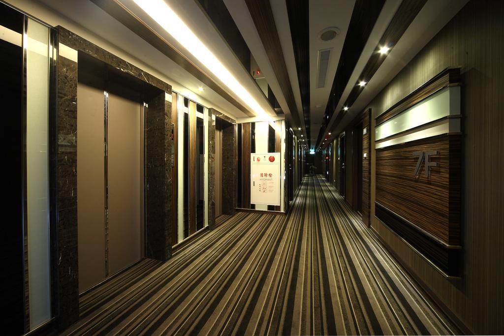 宜都大飯店 Idol Hotel Kaohsiung Eksteriør billede